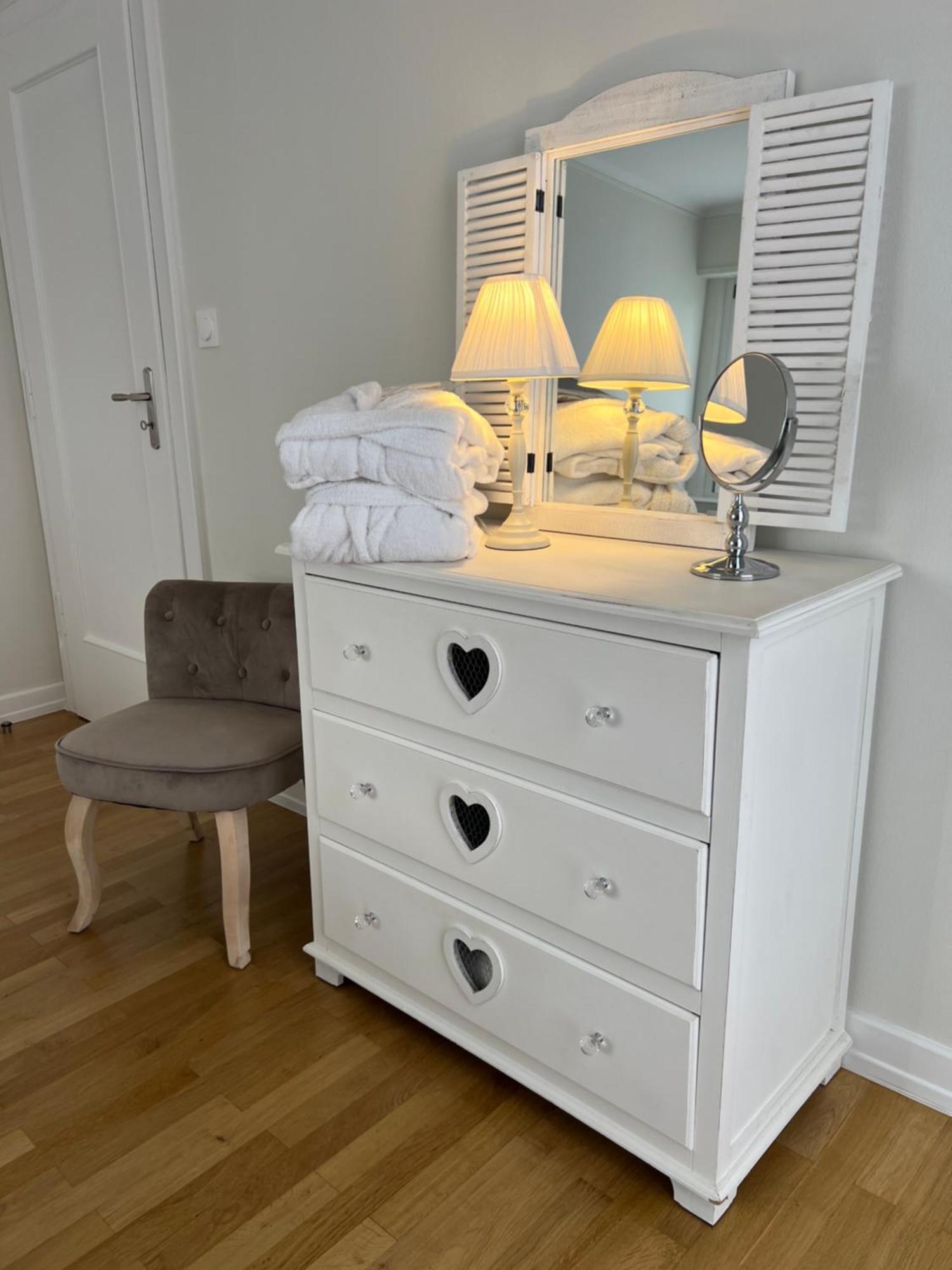 Bonne Idee - Suite Georgette - Meuble De Tourisme 3 Etoiles ชาเตอนัวส์ ภายนอก รูปภาพ